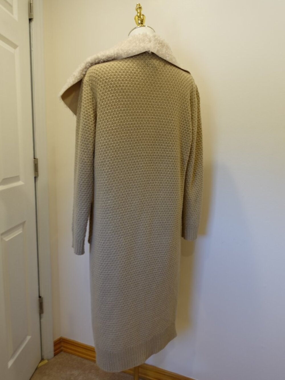 Women's love Tan Knit Cardigan Sweater Jacket Size M - Picture 4 of 5